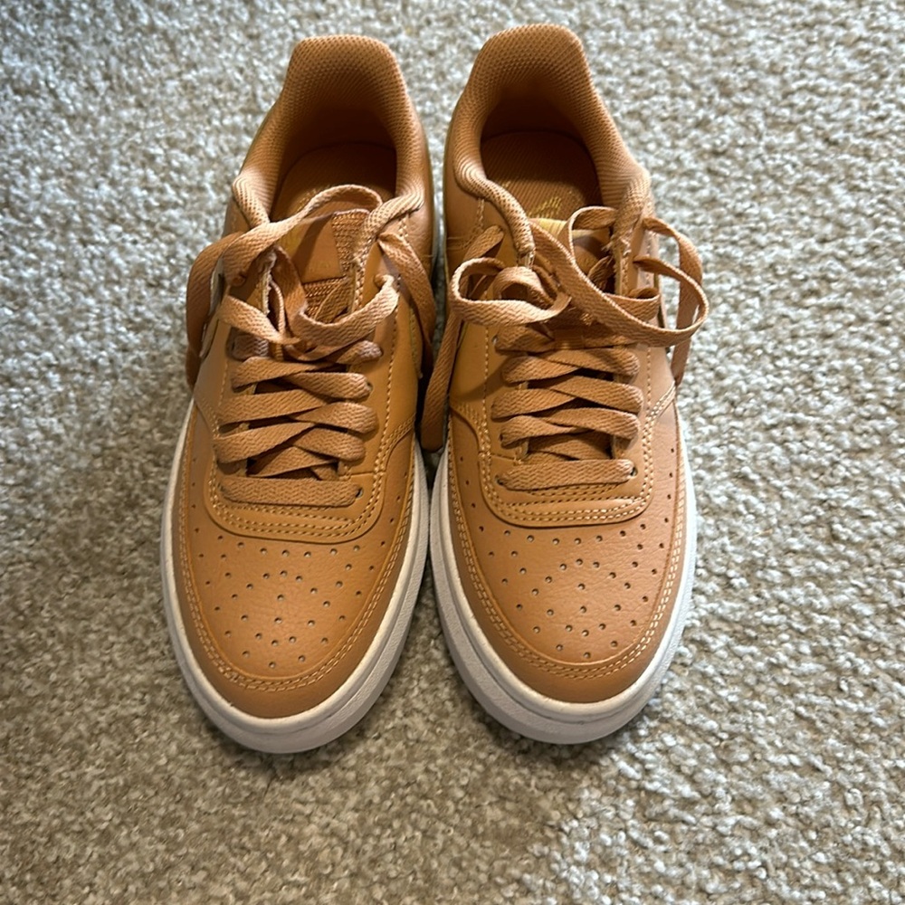 Nike Platform Shoes- Size 7